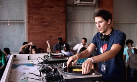 Everybody Dance Now How Hollywood Finally Got Its Rave On Film The Guardian