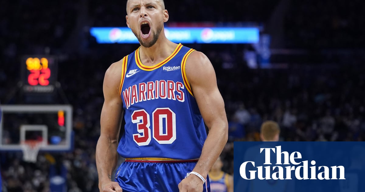 Warriors’ resurgence continues as Steph Curry grabs 50 points and 10 assists