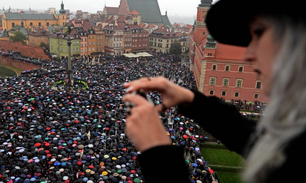 Warsaw abortion rights protesters