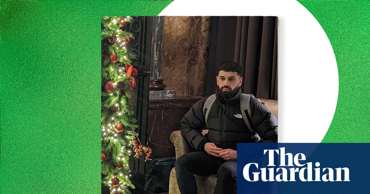 My weirdest Christmas: the oven was broken, the turkey was raw and all the crisps had been eaten …