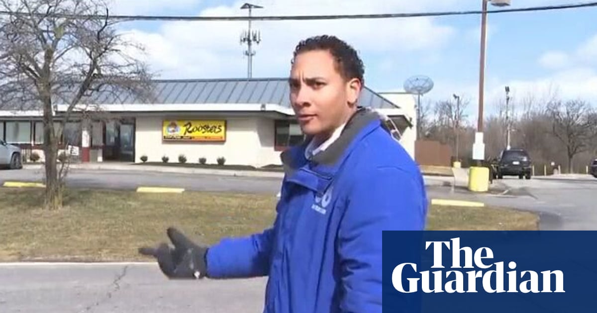 Video of Ohio reporter surprised at work by his mother goes viral