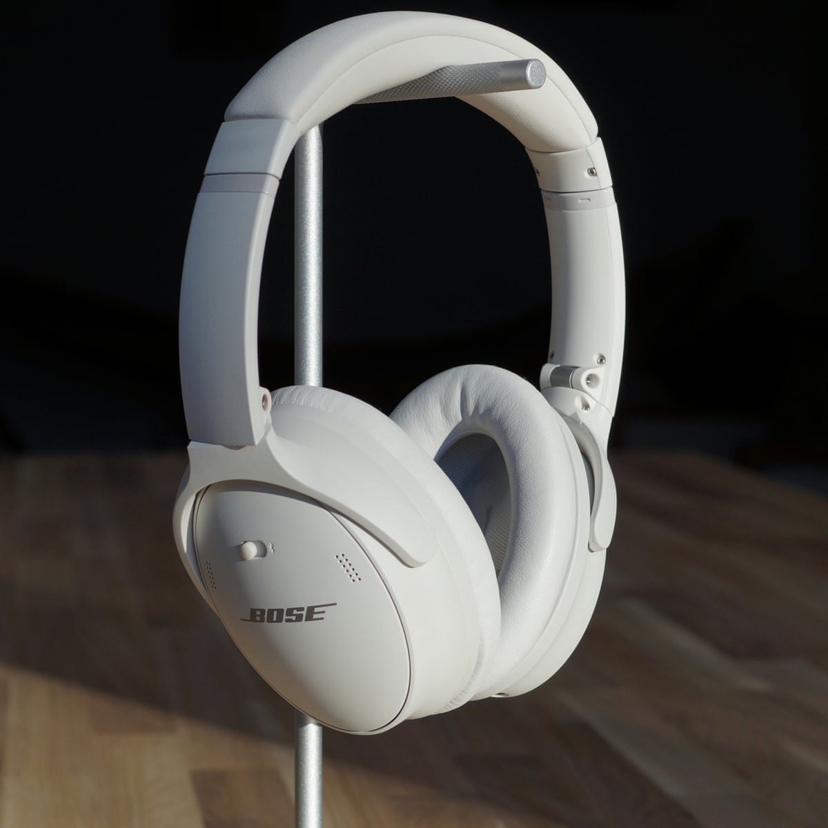 Sund og rask mave lure Bose QC45 review: commuter favourite noise-cancelling headphones revamped |  Headphones | The Guardian