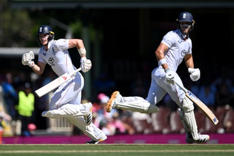 Bethell and Potts scamper between the wickets.