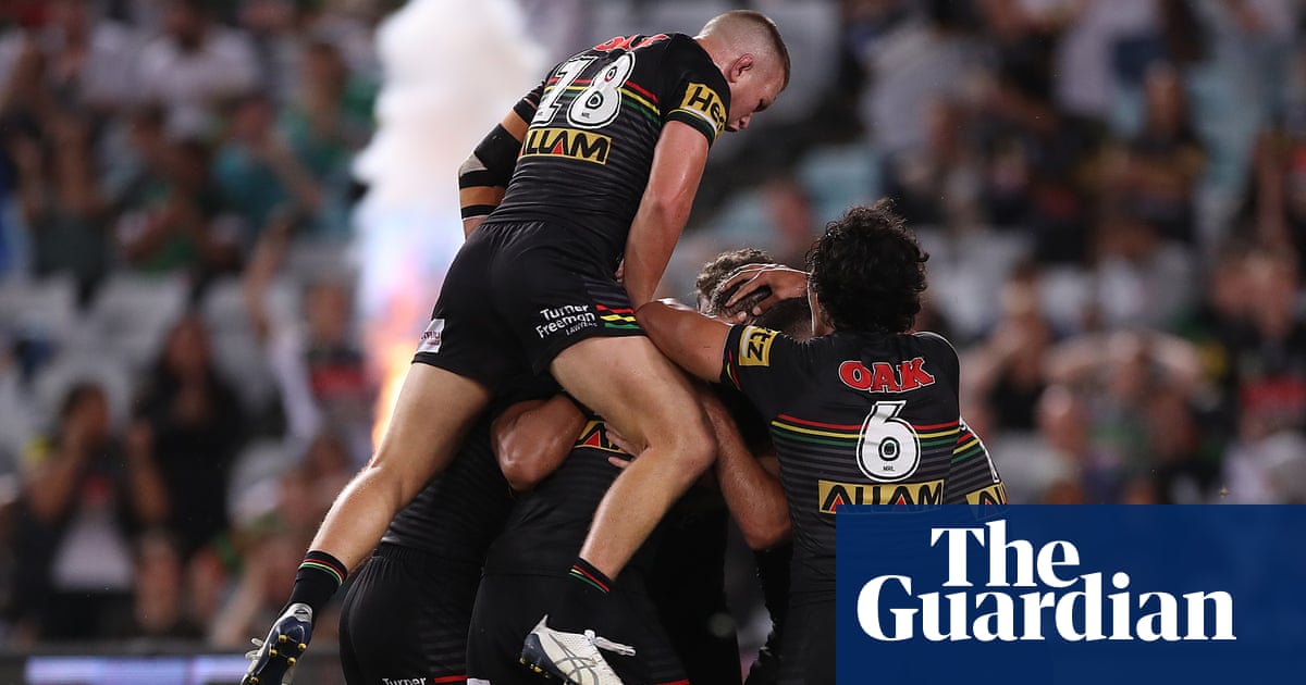 Panthers into NRL grand final after equalling win record against Rabbitohs