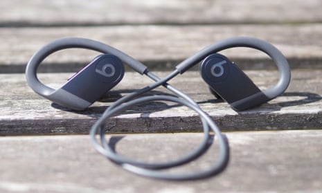 Beats Powerbeats review: Apple's cheaper Bluetooth fitness earbuds, Apple