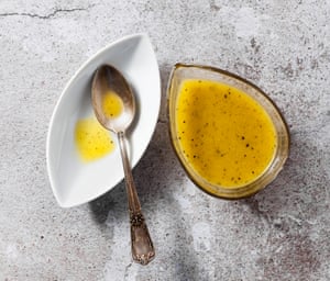 The dressing salad