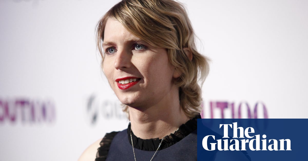 Chelsea Manning Hospitalized After Suicide Attempt Legal Team Say Chelsea Manning The Guardian