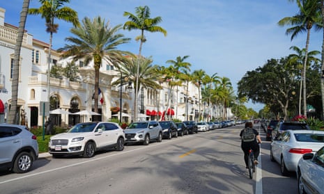 Naples, Florida, where Eric Salata’s Pura Vida clinic was located.