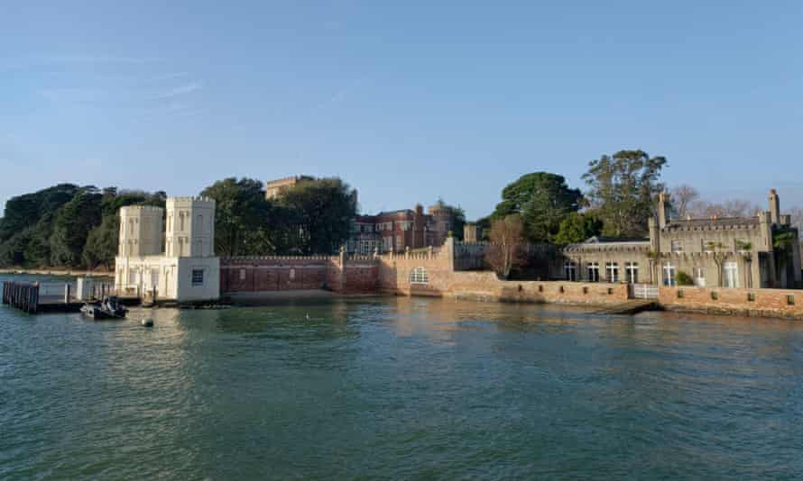 Villano Cafe and landing stage, Brownsea Island