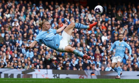 Manchester City's Erling Haaland attempts a scissors kick against Wolverhampton.