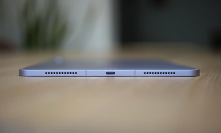 The USB-C port of an iPad Air M3.
