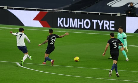 Son Heung-min of Tottenham Hotspur scores his team’s first goal.