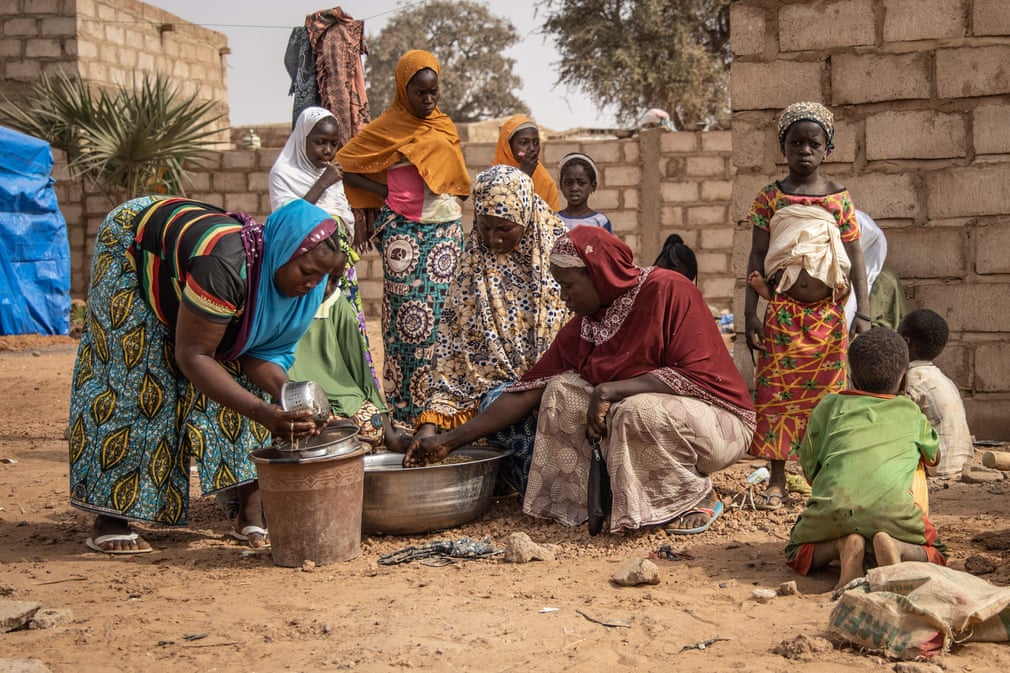 Guardian photos of the day. - Page 14 4000