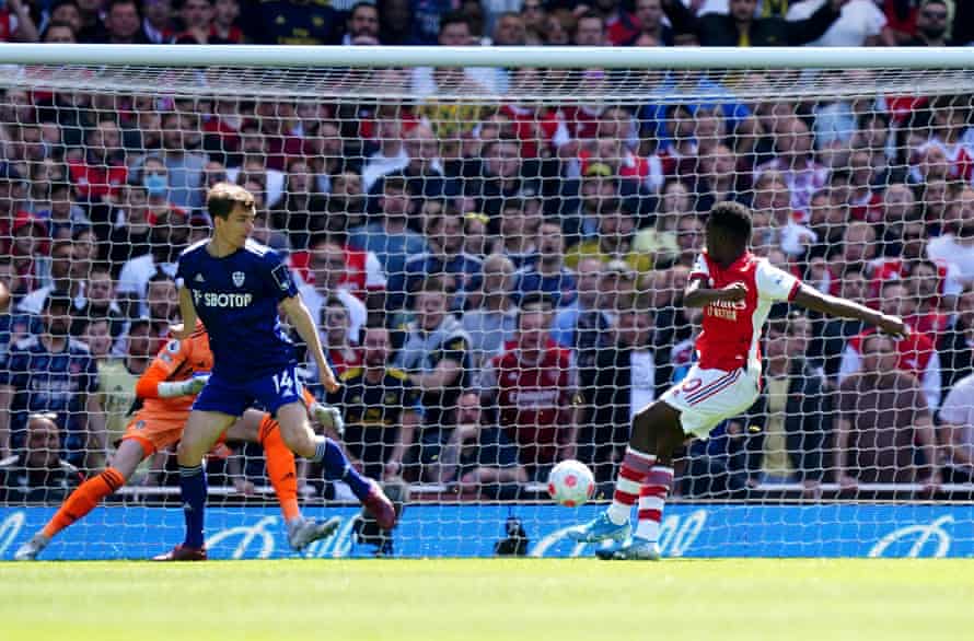 It’s two for Nketiah as he doubles Arsenal’s lead.
