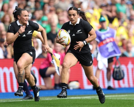 Stacey Waaka of New Zealand races down the wing during her team’s impressive victory over Ireland.