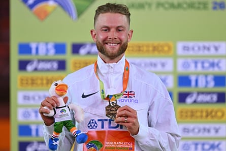 Britain’s Josh Kerr poses pinch his golden badge connected nan podium aft past week’s triumph successful nan 3000m