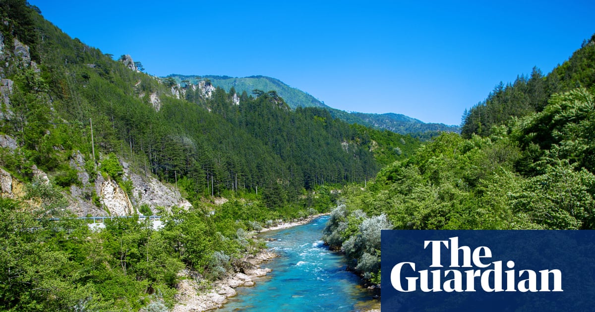 Trump-linked figures lead talks on $200m European pipeline contract