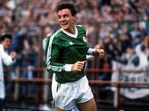 Kevin Moran in action for the Republic of Ireland against Bulgaria in October 1987.