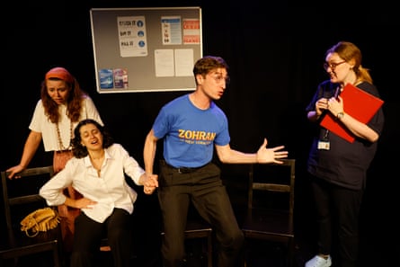 Great ear for words … playwright Dan Bishop, centre, in Brainsluts.