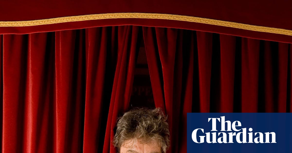‘There was rage and pain and iron in him’: Patrick Marber on the great hits – and fond smokes – he had with Tom Stoppard