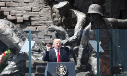 Trump delivers his speech in Krasiński Square.