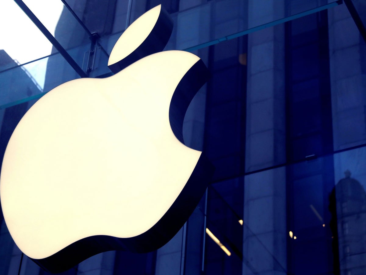 Apple delays return to corporate offices until 2022 as Covid cases rise |  Apple | The Guardian
