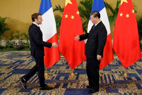Xi Jinping meeting the French president, Emmanuel Macron, at the G20 summit in Bali.
