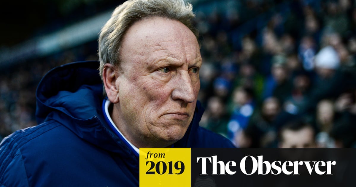 It S A Disgrace Neil Warnock Attacks Liverpool Over Nathaniel