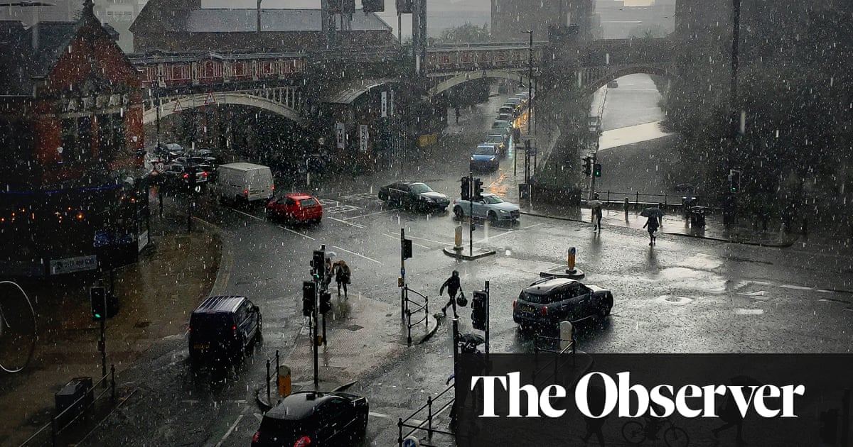The big picture: Manchester captured in the rain evokes Lowry ...