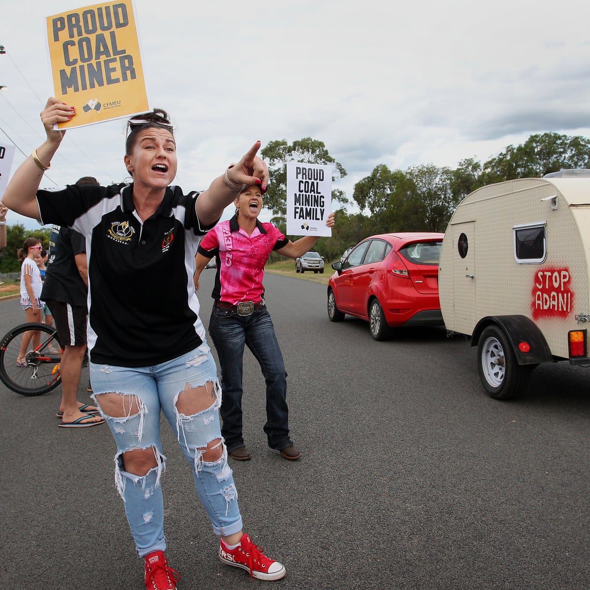 Queensland Paradox Pushes Coal And Climate To Centre Stage Of Election Campaign Queensland Election 2020 The Guardian