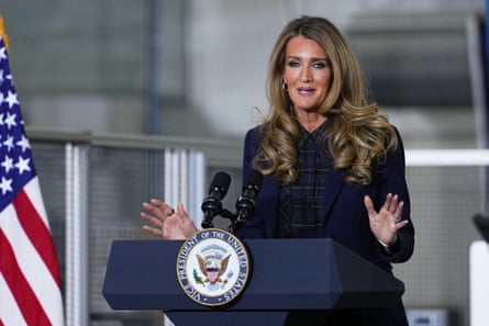 a women speaking from a lectern