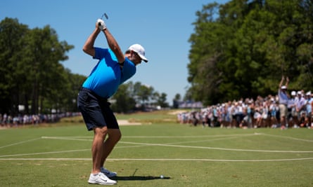 Scottie Scheffler plays a shot at Pinehurst