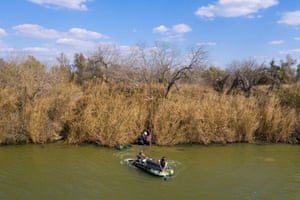 Smugglers head to Mexico after transporting migrant families and children across the Rio Grande into the US