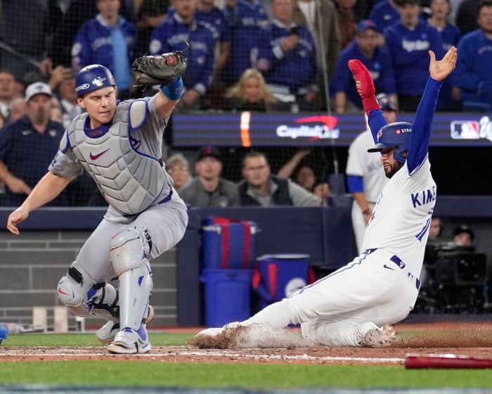 World Series Game 7: Los Angeles Dodgers v Toronto Blue Jays – live
