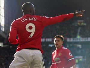 Romelu Lukaku of Manchester United celebrates after equalising.