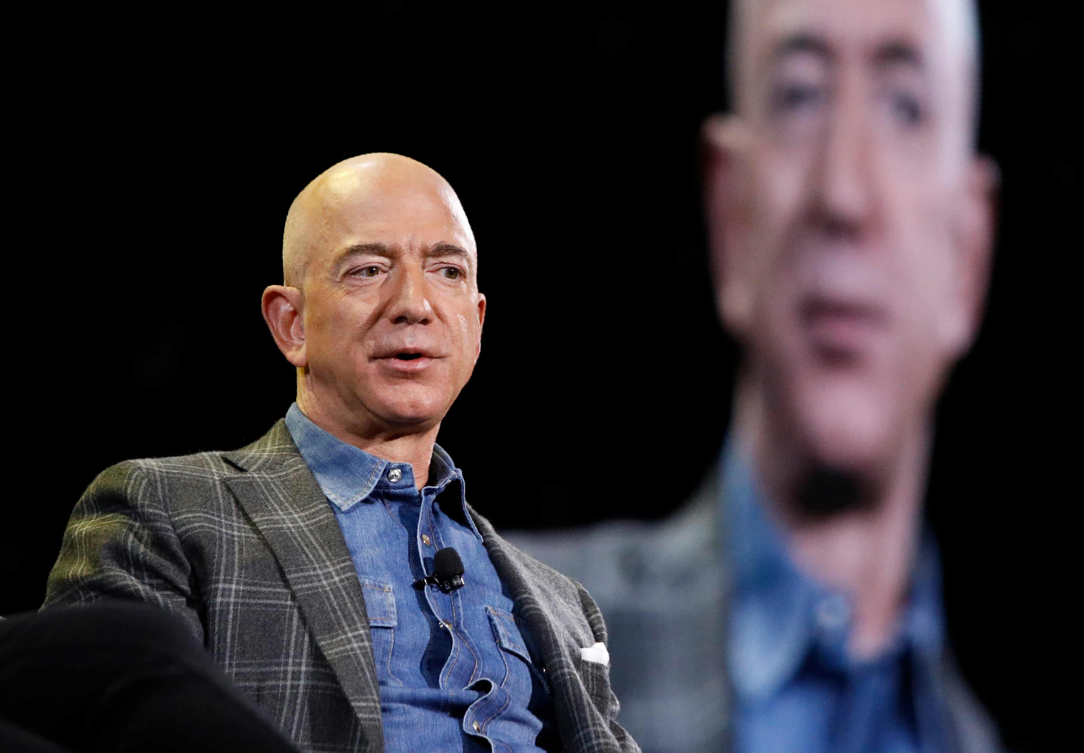 Washington Post opinion editor departs as Bezos pushes to promote ‘personal liberties and free markets’ (theguardian.com)