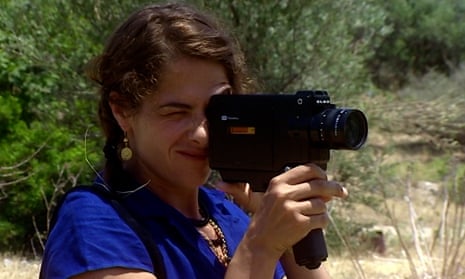 Tracey Emin using a video camera in Mad Tracey From Margate.