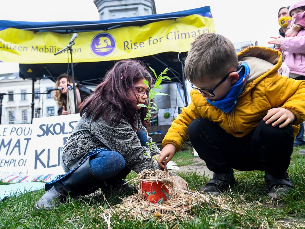 Climate Apocalypse Fears Stopping People Having Children Study Climate Crisis The Guardian Climate Apocalypse Fears Stopping People Having Children Study Climate Crisis The Guardian