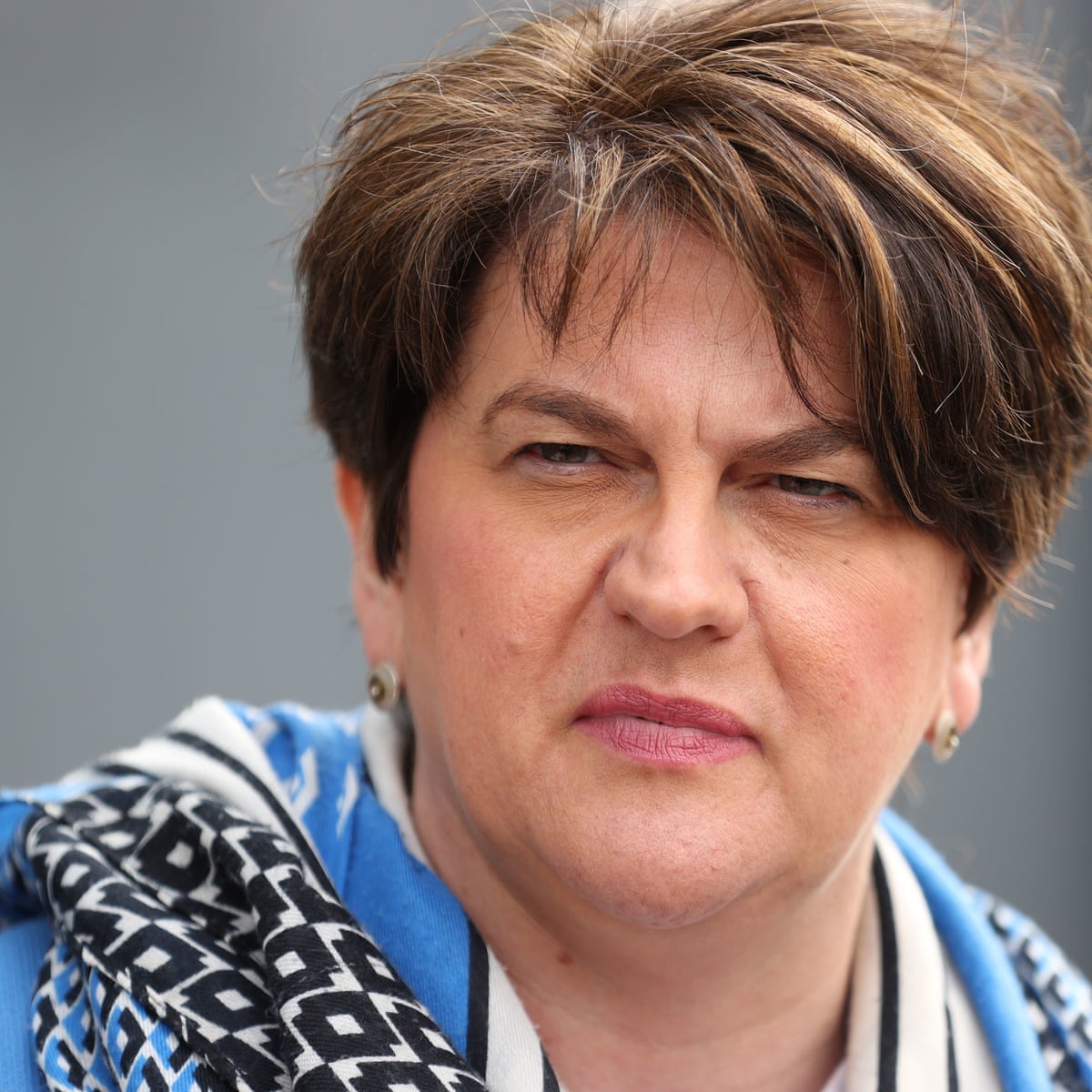 Arlene Foster Acbg2bmfsoq Nm silentfight21