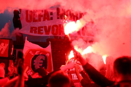 Some off-season flares work outside Selhurst Park