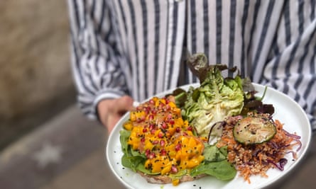 A healthy dish at Tartine et sac à dos