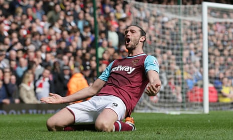 Thrilling West Ham draw keeps title in City's hands