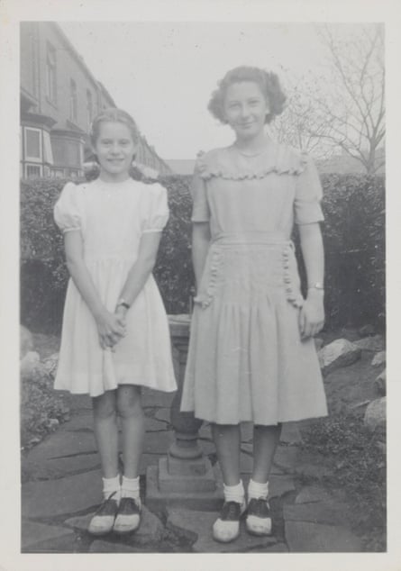 ‘Thank you for giving me my Audrey back’ Amiss with younger sister Dorothy in 1940s Sunderland.