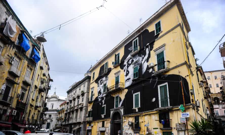 Peintures murales de la rue Sanità.