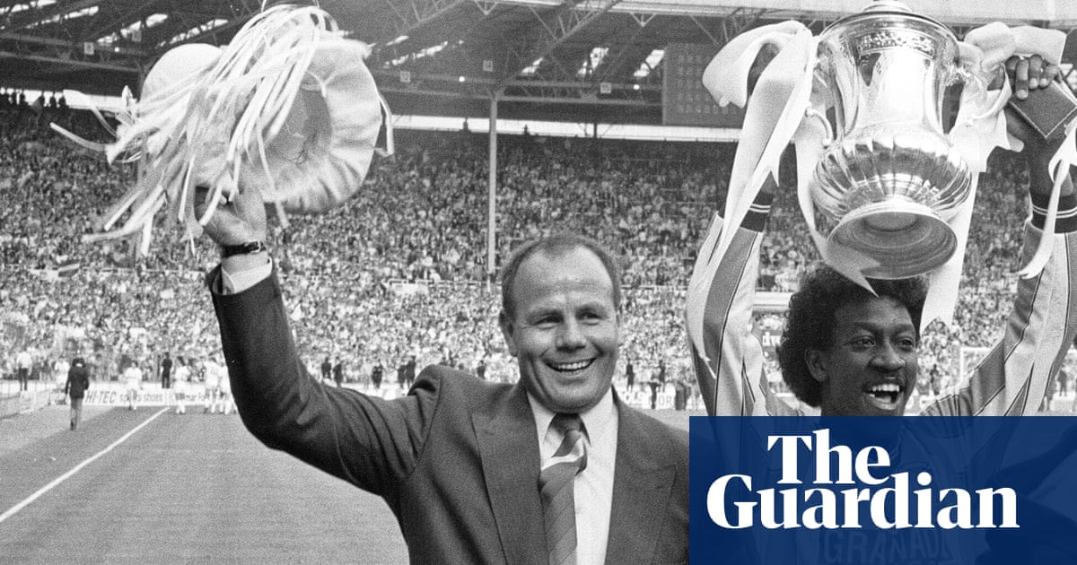 George Curtis, Coventry defender and FA Cup-winning coach, dies aged 82