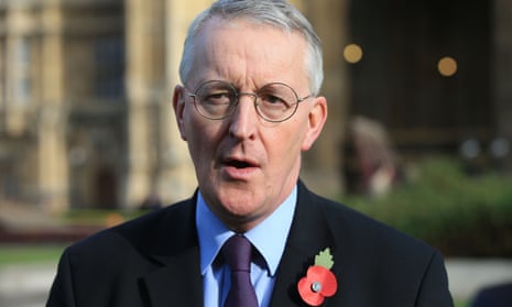 The Labour chair of the Brexit select committee, Hilary Benn, wants party leadership to support staying in customs union.