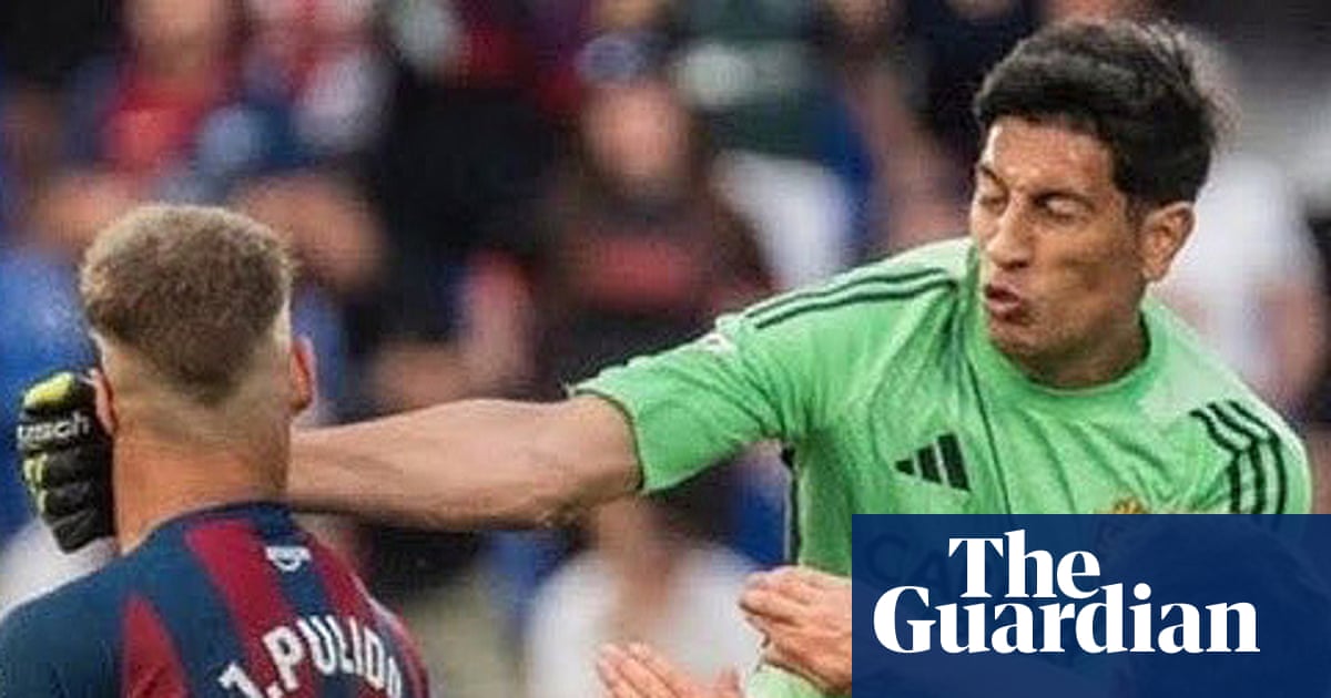 Real Zaragoza goalkeeper Andrada gets 13-game ban after punching opponent