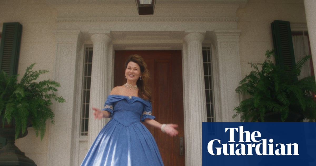 Plantation weddings and pre-civil war fashion: the film that critiques the historical fantasy of Natchez