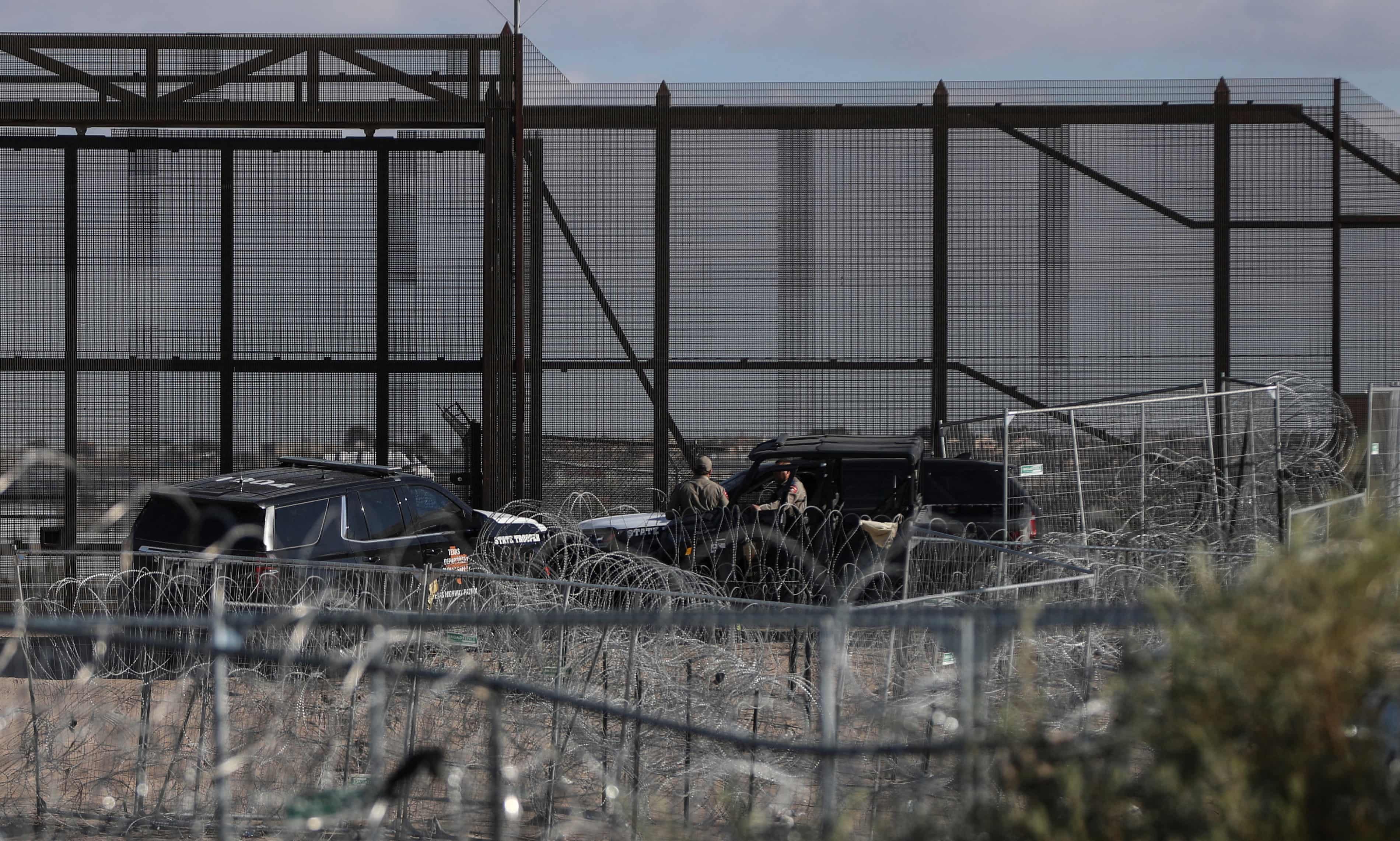 Co-founders of 2nd Amendment Militia convicted of attempting to murder federal agents (theguardian.com)