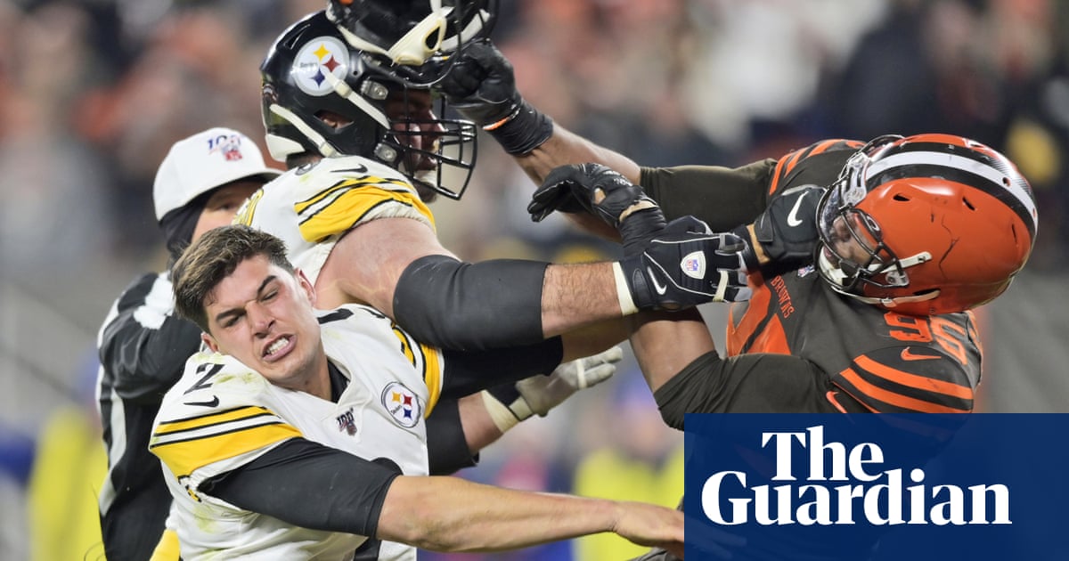 Shocking brawl mars Cleveland Browns win over Pittsburgh Steelers